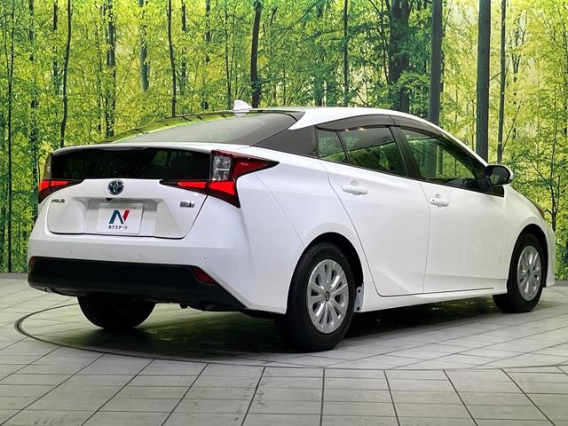 プリウス Ｅ　純正ＳＤナビ　バックカメラ　トヨタセーフティセンス　レーダークルーズ　禁煙車　ドラレコ　コーナーセンサー　スマートキー　ＬＥＤヘッド　ＥＴＣ２．０　オートハイビーム　オートライト　オートエアコン（17枚目）