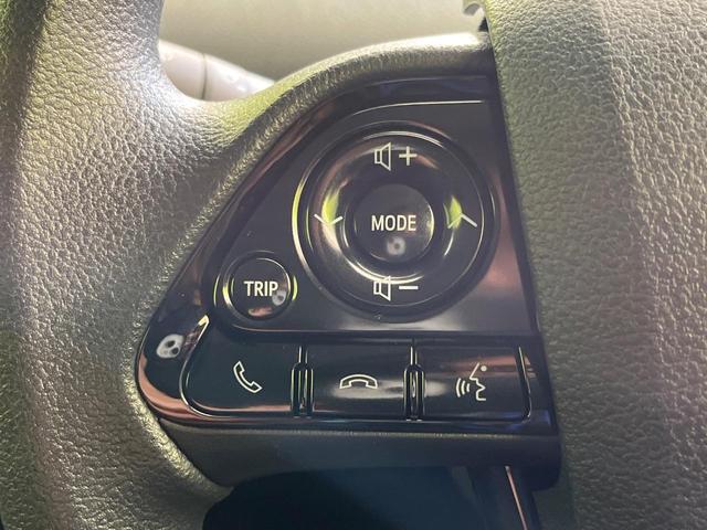 プリウス Ｅ　純正ＳＤナビ　バックカメラ　トヨタセーフティセンス　レーダークルーズ　禁煙車　ドラレコ　コーナーセンサー　スマートキー　ＬＥＤヘッド　ＥＴＣ２．０　オートハイビーム　オートライト　オートエアコン（22枚目）