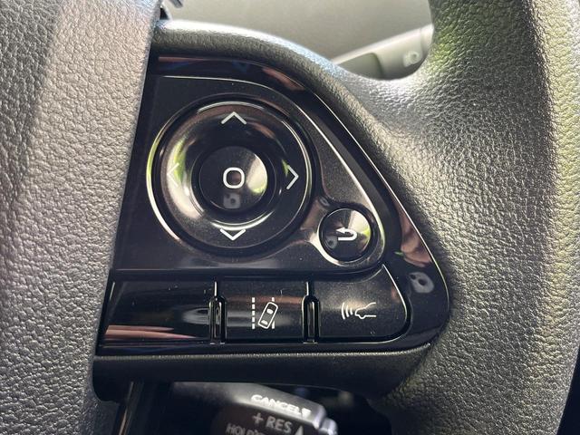 プリウス Ｅ　純正ＳＤナビ　バックカメラ　トヨタセーフティセンス　レーダークルーズ　禁煙車　ドラレコ　コーナーセンサー　スマートキー　ＬＥＤヘッド　ＥＴＣ２．０　オートハイビーム　オートライト　オートエアコン（23枚目）