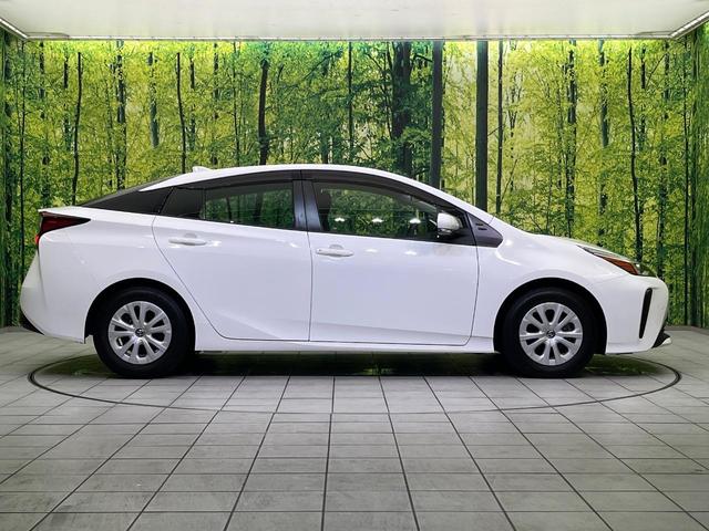 プリウス Ｅ　純正ＳＤナビ　バックカメラ　トヨタセーフティセンス　レーダークルーズ　禁煙車　ドラレコ　コーナーセンサー　スマートキー　ＬＥＤヘッド　ＥＴＣ２．０　オートハイビーム　オートライト　オートエアコン（29枚目）