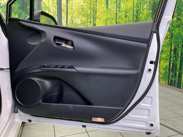 プリウス Ｅ　純正ＳＤナビ　バックカメラ　トヨタセーフティセンス　レーダークルーズ　禁煙車　ドラレコ　コーナーセンサー　スマートキー　ＬＥＤヘッド　ＥＴＣ２．０　オートハイビーム　オートライト　オートエアコン（42枚目）