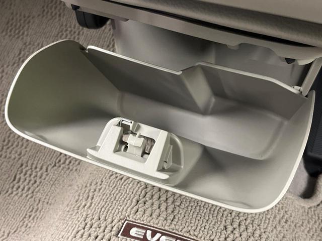 エブリイワゴン PZターボスペシャル 両側電動ドア バックカメラ 衝突被害軽減システム 禁煙車 ドラレコ スマートキー HIDヘッド ETC 純正14インチアルミ オートエアコン Bluetooth CD DVD再生 フルセグ(31枚目)