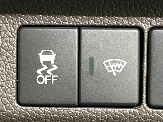 フリードハイブリッド ハイブリッド・Ｇ　純正９型ナビ　両側電動ドア　バックカメラ　衝突軽減システム　レーダークルーズ　禁煙車　ドラレコ　スマートキー　ＬＥＤヘッド　ＥＴＣ　オートライト　オートエアコン　Ｂｌｕｅｔｏｏｔｈ　ＣＤ　ＤＶＤ再生（7枚目）