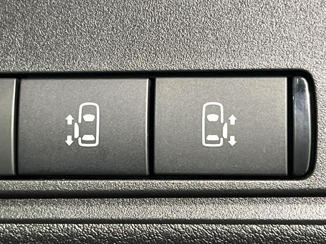 セレナ e-パワー ハイウェイスターV 登録済未使用車 両側電動ドア 純正9インチメモリーナビ 全周囲カメラ 衝突被害軽減システム レーダークルーズ コーナーセンサー スマートキー LEDヘッド ETC2.0 純正16インチアルミ(3枚目)