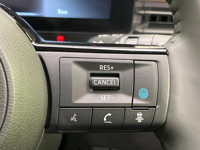 セレナ e-パワー ハイウェイスターV 登録済未使用車 両側電動ドア 純正9インチメモリーナビ 全周囲カメラ 衝突被害軽減システム レーダークルーズ コーナーセンサー スマートキー LEDヘッド ETC2.0 純正16インチアルミ(7枚目)