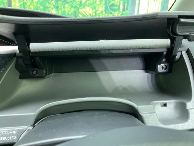 ヴォクシー Ｘ　後席モニター　純正ＨＤＤナビ　バックカメラ　禁煙車　ＥＴＣ　オートエアコン　ＣＤ　ＤＶＤ再生　ＴＶ視聴可能　電動格納ミラー（32枚目）