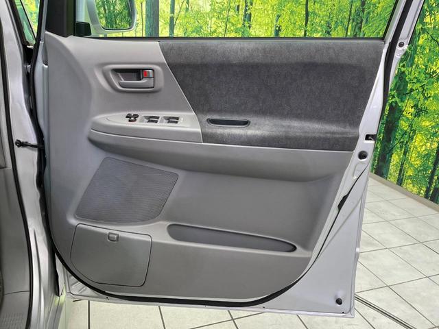 ヴォクシー Ｘ　後席モニター　純正ＨＤＤナビ　バックカメラ　禁煙車　ＥＴＣ　オートエアコン　ＣＤ　ＤＶＤ再生　ＴＶ視聴可能　電動格納ミラー（39枚目）