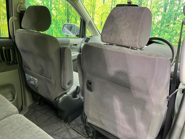 ヴォクシー Ｘ　後席モニター　純正ＨＤＤナビ　バックカメラ　禁煙車　ＥＴＣ　オートエアコン　ＣＤ　ＤＶＤ再生　ＴＶ視聴可能　電動格納ミラー（40枚目）