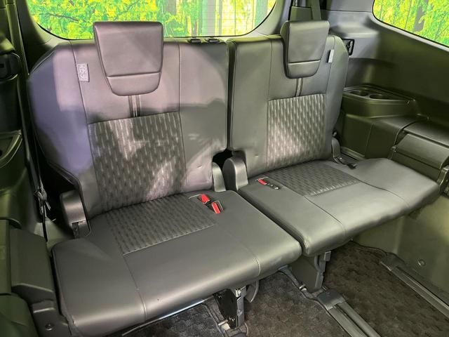 ノア Ｓ－Ｚ　純正１０．５インチナビ　両側電動ドア　バックカメラ　衝突被害軽減システム　レーダークルーズ　禁煙車　ハーフレザーシート　コーナーセンサー　ＬＥＤヘッド　純正１７インチアルミ　オートハイビーム（10枚目）