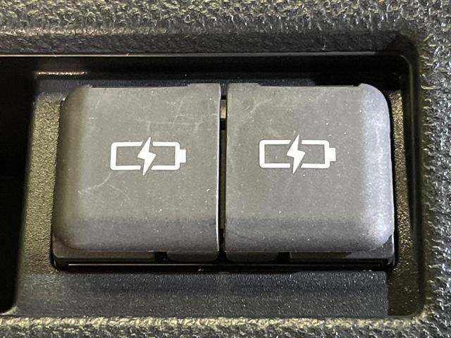 ノア Ｓ－Ｚ　純正１０．５インチナビ　両側電動ドア　バックカメラ　衝突被害軽減システム　レーダークルーズ　禁煙車　ハーフレザーシート　コーナーセンサー　ＬＥＤヘッド　純正１７インチアルミ　オートハイビーム（36枚目）