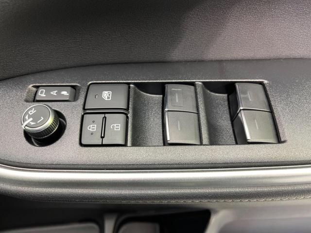 ノア Ｓ－Ｚ　純正１０．５インチナビ　両側電動ドア　バックカメラ　衝突被害軽減システム　レーダークルーズ　禁煙車　ハーフレザーシート　コーナーセンサー　ＬＥＤヘッド　純正１７インチアルミ　オートハイビーム（48枚目）