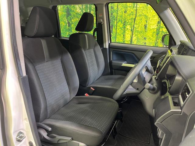 トール カスタムＧ　両側電動ドア　純正ナビ　バックカメラ　衝突被害軽減システム　レーダークルーズ　禁煙車　ドラレコ　コーナーセンサー　スマートキー　ＬＥＤヘッド　純正１５インチアルミ　オートライト　オートエアコン（8枚目）