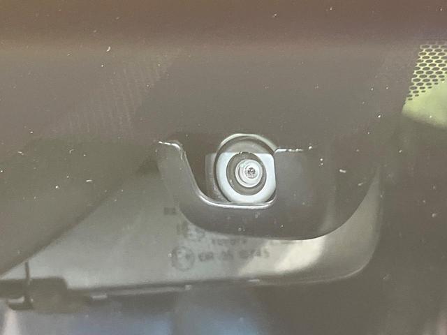 ハリアー Ｚ　純正１２．３インチナビ　ＪＢＬサウンドシステム　バックカメラ　衝突被害軽減システム　レーダークルーズ　禁煙車　電動リアゲート　ハーフレザーシート　パワーシート　ドラレコ　コーナーセンサー　ＥＴＣ２．０（6枚目）