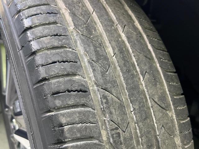 ヴォクシー ＺＳ　煌　両側電動ドア　ＢＩＧ－Ｘ１１型ナビ　１２．８型後席モニター　バックカメラ　衝突被害軽減システム　禁煙車　コーナーセンサー　スマートキー　ＬＥＤヘッド　ビルトインＥＴＣ　クルコン　純正１６インチアルミ（32枚目）