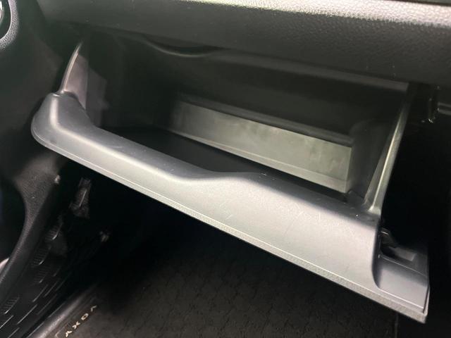 ヴォクシー ＺＳ　煌　両側電動ドア　ＢＩＧ－Ｘ１１型ナビ　１２．８型後席モニター　バックカメラ　衝突被害軽減システム　禁煙車　コーナーセンサー　スマートキー　ＬＥＤヘッド　ビルトインＥＴＣ　クルコン　純正１６インチアルミ（47枚目）