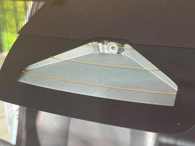 ヤリスクロス Ｚ　純正８インチメモリーナビ　全周囲カメラ　トヨタセーフティセンス　レーダークルーズ　禁煙車　ハーフレザーシート　パワーシート　ドラレコ　コーナーセンサー　スマートキー　ＬＥＤヘッド　ビルトインＥＴＣ（5枚目）