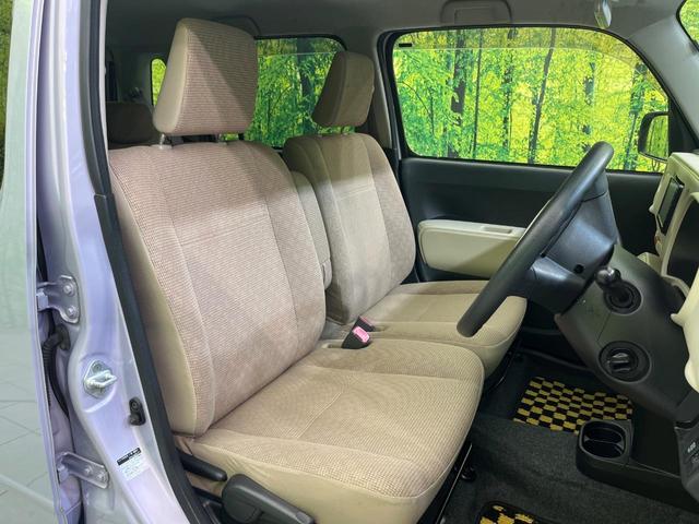 ミラココア ココアＸ　メモリーナビ　バックカメラ　禁煙車　スマートキー　ＬＥＤヘッド　オートエアコン　ＣＤ　ＤＶＤ再生　アイドリングストップ　ベンチシート　盗難防止システム　衝突安全ボディ　プライバシーガラス（8枚目）