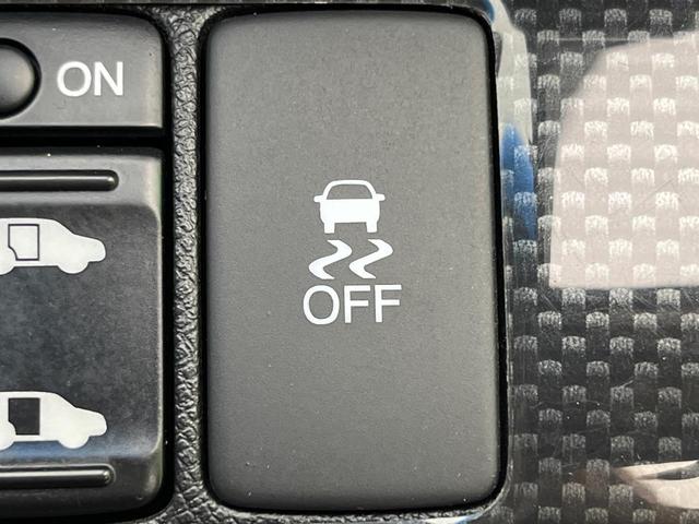 ステップワゴンスパーダ クールスピリット　両側電動ドア　純正ナビ　全周囲カメラ　禁煙車　ドラレコ　スマートキー　ＨＩＤヘッド　ビルトインＥＴＣ　純正１６インチアルミ　オートライト　オートエアコン　ＣＤ　ＤＶＤ再生　フルセグ　パドルシフト（7枚目）