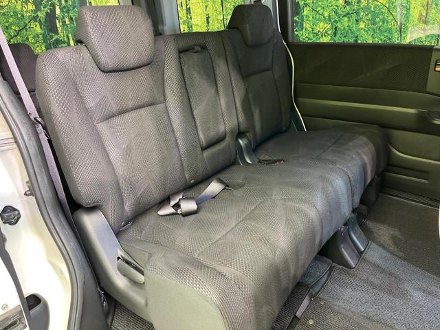 ステップワゴンスパーダ クールスピリット　両側電動ドア　純正ナビ　全周囲カメラ　禁煙車　ドラレコ　スマートキー　ＨＩＤヘッド　ビルトインＥＴＣ　純正１６インチアルミ　オートライト　オートエアコン　ＣＤ　ＤＶＤ再生　フルセグ　パドルシフト（9枚目）