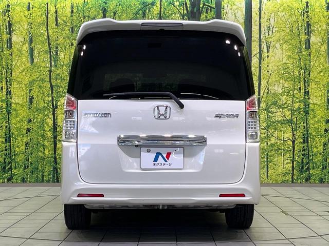 ステップワゴンスパーダ クールスピリット　両側電動ドア　純正ナビ　全周囲カメラ　禁煙車　ドラレコ　スマートキー　ＨＩＤヘッド　ビルトインＥＴＣ　純正１６インチアルミ　オートライト　オートエアコン　ＣＤ　ＤＶＤ再生　フルセグ　パドルシフト（16枚目）