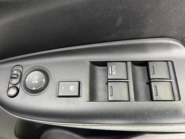 フィットハイブリッド Ｆパッケージ　ＳＤナビ　禁煙車　ドラレコ　スマートキー　ＬＥＤヘッドライト　ＥＴＣ　オートライト　オートエアコン　Ｂｌｕｅｔｏｏｔｈ　ＣＤ　ＤＶＤ再生　フルセグ　横滑り防止装置（38枚目）