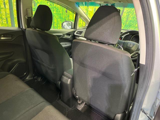 フィットハイブリッド Ｆパッケージ　ＳＤナビ　禁煙車　ドラレコ　スマートキー　ＬＥＤヘッドライト　ＥＴＣ　オートライト　オートエアコン　Ｂｌｕｅｔｏｏｔｈ　ＣＤ　ＤＶＤ再生　フルセグ　横滑り防止装置（41枚目）