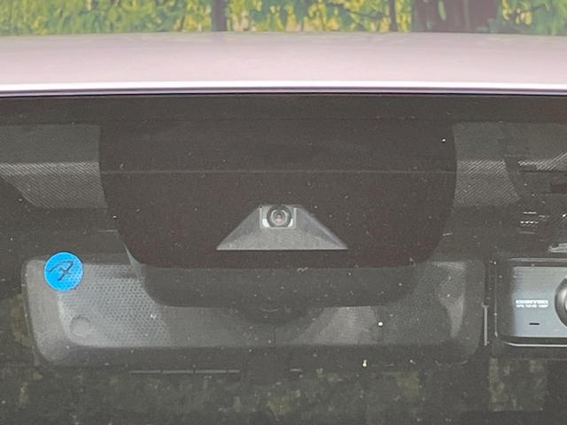 ＲＡＶ４ Ｇ　Ｚパッケージ　４ＷＤ　純正９インチメモリーナビ　全周囲カメラ　トヨタセーフティセンス　レーダークルーズ　禁煙車　パワーバックドア　革シート　シートヒーター　パワーシート　ドラレコ　コーナーセンサー　スマートキー（5枚目）