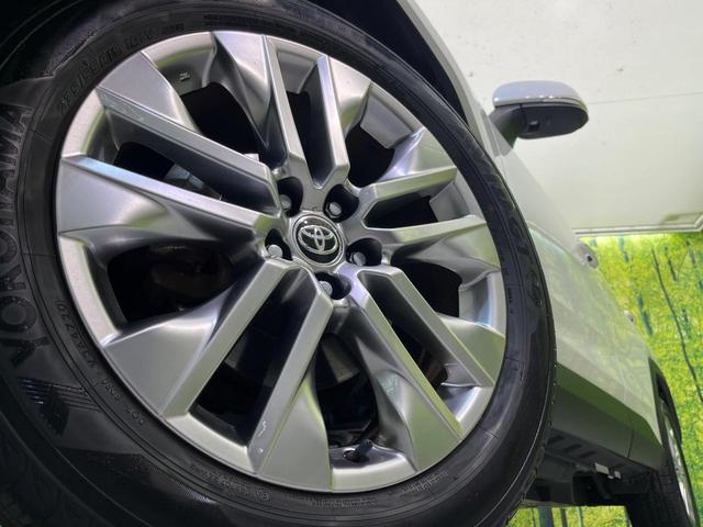 ＲＡＶ４ Ｇ　Ｚパッケージ　４ＷＤ　純正９インチメモリーナビ　全周囲カメラ　トヨタセーフティセンス　レーダークルーズ　禁煙車　パワーバックドア　革シート　シートヒーター　パワーシート　ドラレコ　コーナーセンサー　スマートキー（13枚目）