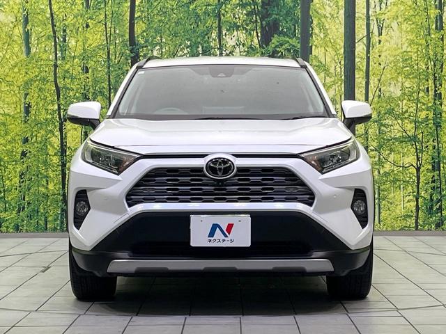 ＲＡＶ４ Ｇ　Ｚパッケージ　４ＷＤ　純正９インチメモリーナビ　全周囲カメラ　トヨタセーフティセンス　レーダークルーズ　禁煙車　パワーバックドア　革シート　シートヒーター　パワーシート　ドラレコ　コーナーセンサー　スマートキー（14枚目）