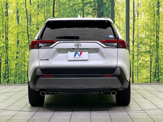 ＲＡＶ４ Ｇ　Ｚパッケージ　４ＷＤ　純正９インチメモリーナビ　全周囲カメラ　トヨタセーフティセンス　レーダークルーズ　禁煙車　パワーバックドア　革シート　シートヒーター　パワーシート　ドラレコ　コーナーセンサー　スマートキー（15枚目）