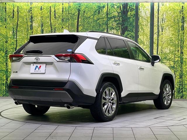 ＲＡＶ４ Ｇ　Ｚパッケージ　４ＷＤ　純正９インチメモリーナビ　全周囲カメラ　トヨタセーフティセンス　レーダークルーズ　禁煙車　パワーバックドア　革シート　シートヒーター　パワーシート　ドラレコ　コーナーセンサー　スマートキー（17枚目）