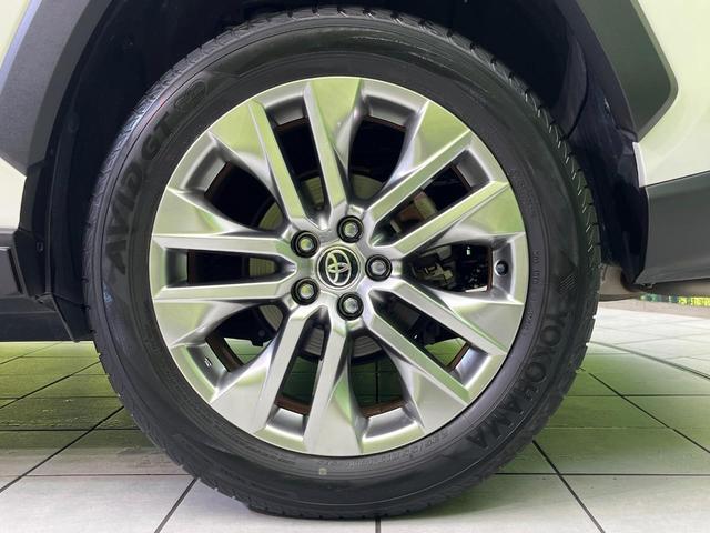 ＲＡＶ４ Ｇ　Ｚパッケージ　４ＷＤ　純正９インチメモリーナビ　全周囲カメラ　トヨタセーフティセンス　レーダークルーズ　禁煙車　パワーバックドア　革シート　シートヒーター　パワーシート　ドラレコ　コーナーセンサー　スマートキー（24枚目）