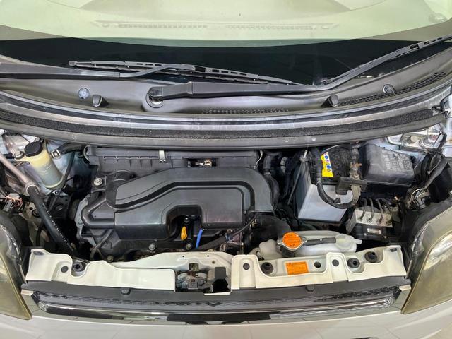 ムーヴ カスタム　Ｘ　ＳＤナビ　バックカメラ　禁煙車　スマートキー　ＨＩＤヘッド　オートエアコン　Ｂｌｕｅｔｏｏｔｈ　ＣＤ　地デジ　１４インチアルミホイール　電動格納ミラー（18枚目）