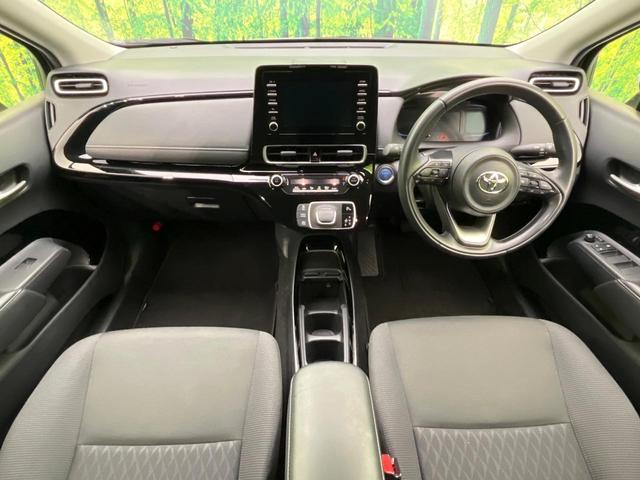 アクア Ｇ　純正８インチメモリーナビ　バックカメラ　ＡＣ１００Ｖ電源　トヨタセーフティセンス　レーダークルーズ　禁煙車　ドラレコ　コーナーセンサー　スマートキー　ＬＥＤヘッド　ビルトインＥＴＣ　オートハイビーム（2枚目）