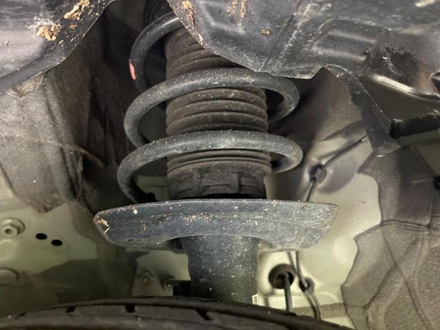 アクア Ｇ　純正８インチメモリーナビ　バックカメラ　ＡＣ１００Ｖ電源　トヨタセーフティセンス　レーダークルーズ　禁煙車　ドラレコ　コーナーセンサー　スマートキー　ＬＥＤヘッド　ビルトインＥＴＣ　オートハイビーム（20枚目）