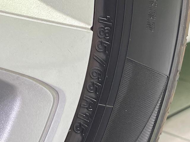 アクア Ｇ　純正８インチメモリーナビ　バックカメラ　ＡＣ１００Ｖ電源　トヨタセーフティセンス　レーダークルーズ　禁煙車　ドラレコ　コーナーセンサー　スマートキー　ＬＥＤヘッド　ビルトインＥＴＣ　オートハイビーム（26枚目）