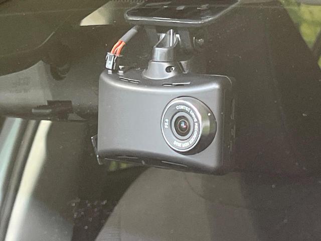 アクア Ｇ　純正８インチメモリーナビ　バックカメラ　ＡＣ１００Ｖ電源　トヨタセーフティセンス　レーダークルーズ　禁煙車　ドラレコ　コーナーセンサー　スマートキー　ＬＥＤヘッド　ビルトインＥＴＣ　オートハイビーム（46枚目）