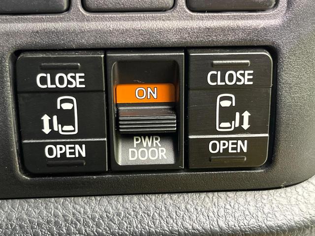 エスクァイア ハイブリッドＧｉ　両側電動ドア　ＳＤナビ　後席モニター　バックカメラ　禁煙車　ハーフレザーシート　シートヒーター　ドラレコ　スマートキー　ＬＥＤヘッド　ビルトインＥＴＣ　クルコン　純正１５インチアルミ　オートライト（3枚目）