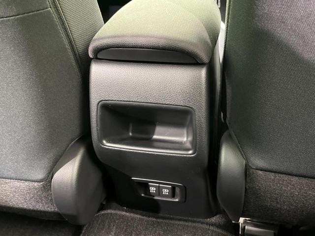 カローラツーリング ハイブリッド G-X 純正ディスプレイオーディオ バックカメラ 衝突被害軽減システム レーダークルーズ 禁煙車 ドラレコ コーナーセンサー スマートキー LEDヘッド ビルトインETC オートハイビーム 車線逸脱警報(38枚目)