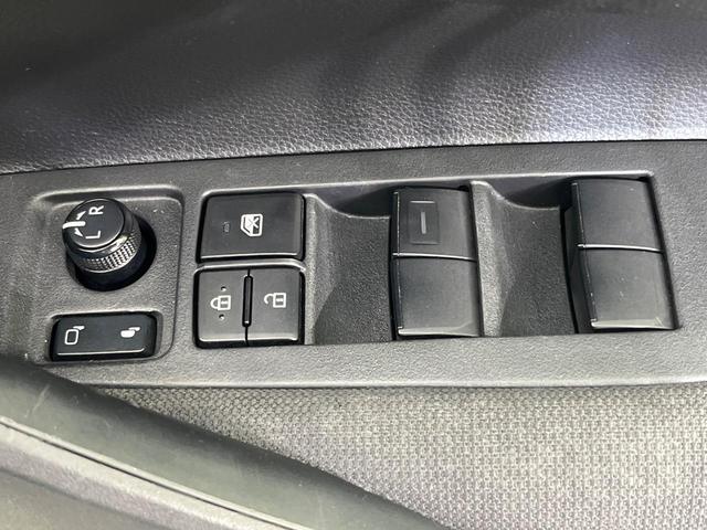 カローラツーリング ハイブリッド G-X 純正ディスプレイオーディオ バックカメラ 衝突被害軽減システム レーダークルーズ 禁煙車 ドラレコ コーナーセンサー スマートキー LEDヘッド ビルトインETC オートハイビーム 車線逸脱警報(41枚目)