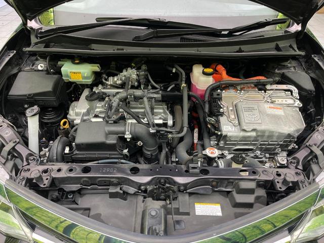 カローラフィールダー ハイブリッドG ダブルバイビー 8インチSDナビ バックカメラ 衝突被害軽減システム 禁煙車 ハーフレザーシート シートヒーター ドラレコ スマートキー LEDヘッド ビルトインETC 純正16インチアルミ オートハイビーム(18枚目)