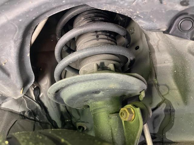 カローラフィールダー ハイブリッドG ダブルバイビー 8インチSDナビ バックカメラ 衝突被害軽減システム 禁煙車 ハーフレザーシート シートヒーター ドラレコ スマートキー LEDヘッド ビルトインETC 純正16インチアルミ オートハイビーム(20枚目)