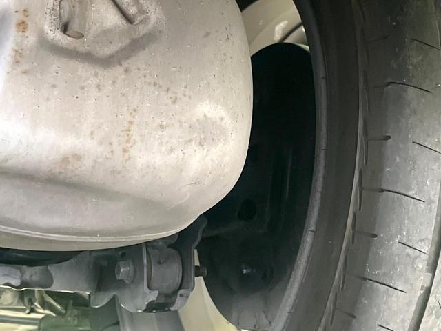 カローラフィールダー ハイブリッドG ダブルバイビー 8インチSDナビ バックカメラ 衝突被害軽減システム 禁煙車 ハーフレザーシート シートヒーター ドラレコ スマートキー LEDヘッド ビルトインETC 純正16インチアルミ オートハイビーム(21枚目)