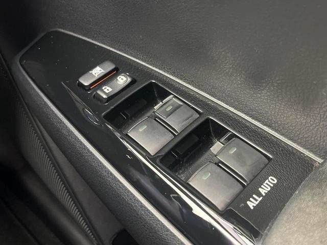 カローラフィールダー ハイブリッドG ダブルバイビー 8インチSDナビ バックカメラ 衝突被害軽減システム 禁煙車 ハーフレザーシート シートヒーター ドラレコ スマートキー LEDヘッド ビルトインETC 純正16インチアルミ オートハイビーム(49枚目)