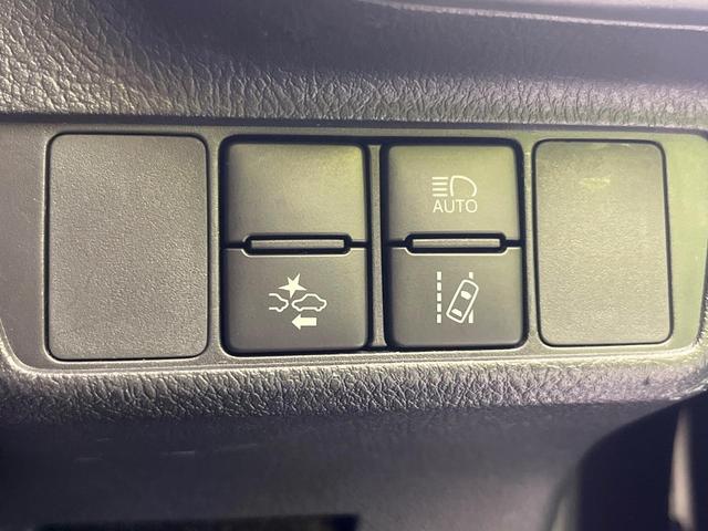 カローラフィールダー ハイブリッドG ダブルバイビー 8インチSDナビ バックカメラ 衝突被害軽減システム 禁煙車 ハーフレザーシート シートヒーター ドラレコ スマートキー LEDヘッド ビルトインETC 純正16インチアルミ オートハイビーム(50枚目)