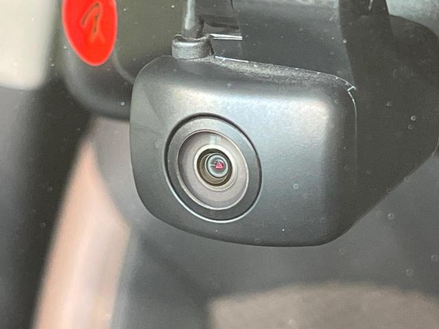 ノート ｅ－パワー　メダリスト　純正ＳＤナビ　全周囲カメラ　エマージェンシーブレーキ　レーダークルーズ　禁煙車　ハーフレザーシート　ドラレコ　コーナーセンサー　スマートキー　ＬＥＤヘッド　ＥＴＣ　純正１５インチアルミ　フルセグ（7枚目）