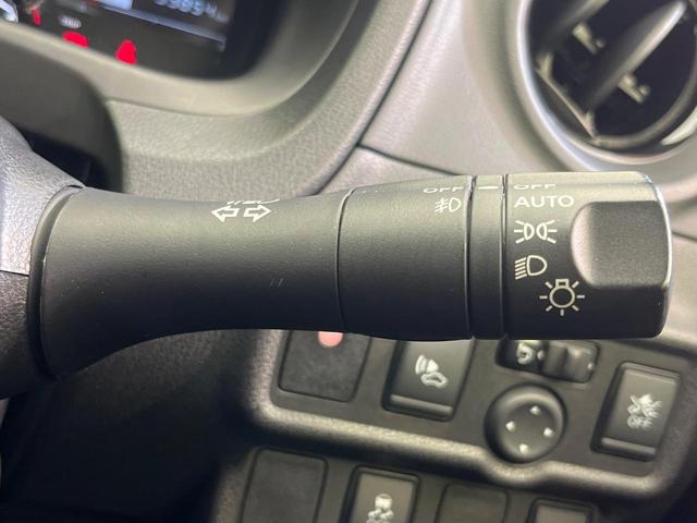 ノート ｅ－パワー　メダリスト　純正ＳＤナビ　全周囲カメラ　エマージェンシーブレーキ　レーダークルーズ　禁煙車　ハーフレザーシート　ドラレコ　コーナーセンサー　スマートキー　ＬＥＤヘッド　ＥＴＣ　純正１５インチアルミ　フルセグ（27枚目）