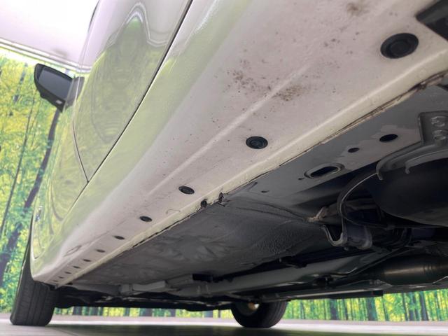 ノート ｅ－パワー　メダリスト　純正ＳＤナビ　全周囲カメラ　エマージェンシーブレーキ　レーダークルーズ　禁煙車　ハーフレザーシート　ドラレコ　コーナーセンサー　スマートキー　ＬＥＤヘッド　ＥＴＣ　純正１５インチアルミ　フルセグ（51枚目）