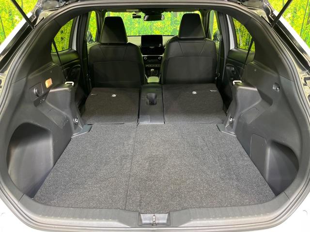 ヤリスクロス ハイブリッドZ 純正8型ナビ 全周囲カメラ 衝突被害軽減システム レーダークルーズ 禁煙車 ハーフレザーシート パワーシート ドラレコ コーナーセンサー LEDヘッド ビルトインETC 純正18インチアルミ(11枚目)