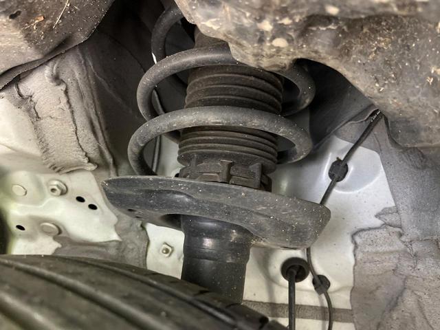 ヤリスクロス ハイブリッドZ 純正8型ナビ 全周囲カメラ 衝突被害軽減システム レーダークルーズ 禁煙車 ハーフレザーシート パワーシート ドラレコ コーナーセンサー LEDヘッド ビルトインETC 純正18インチアルミ(20枚目)